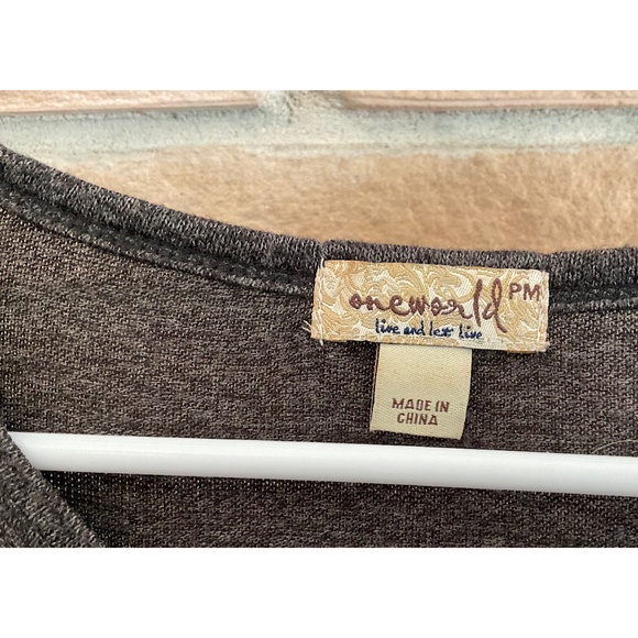 One World Live And Let Live Gray Embellished Top Med - Picture 7 of 9